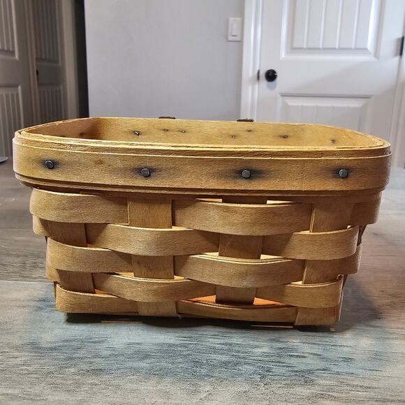 Vintage Longaberger Small Basket Handwoven Brown Rectangle Wood Signed 1994 - Picture 4 of 10